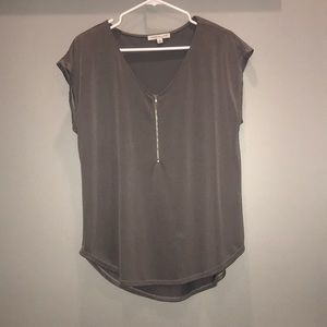 Gray blouse with zipper